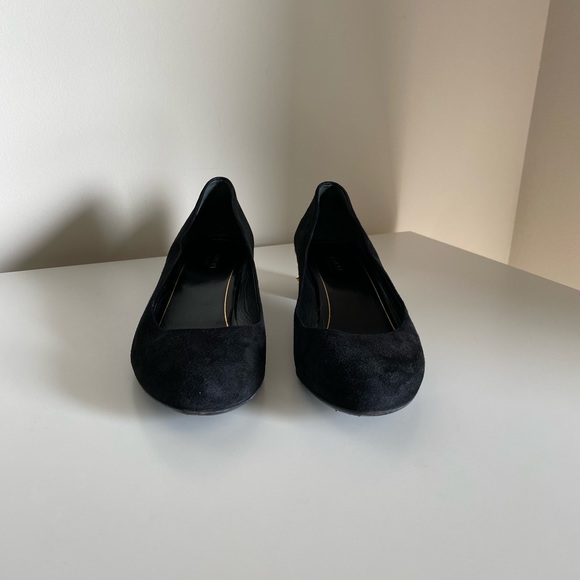 Gucci Jacqueline Studded Suede Pumps - Picture 2 of 16